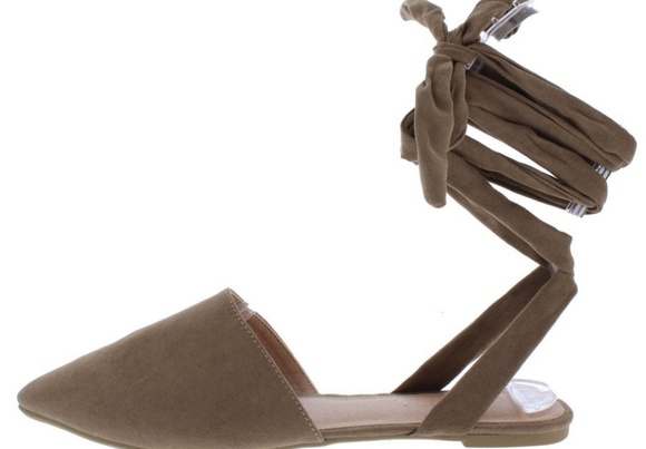 💜Taupe Ankle Strap Pointy Toe Flats - Picture 2 of 5